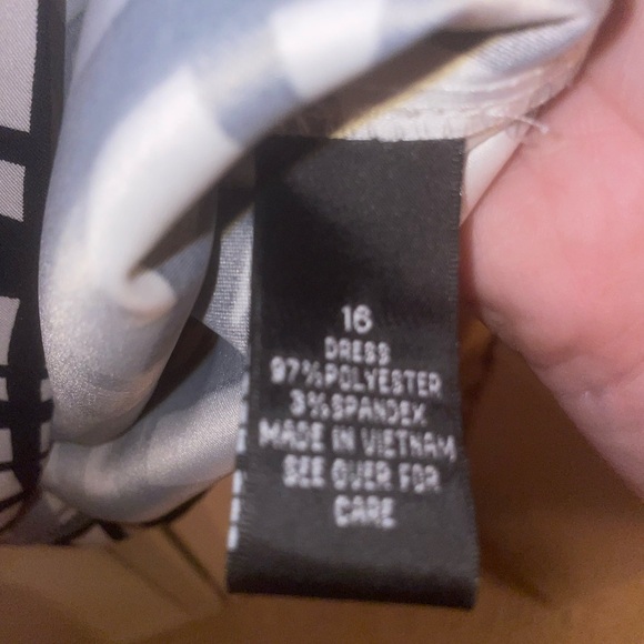 AGB Chic Black and White Grid Midi Dress - Picture 6 of 8